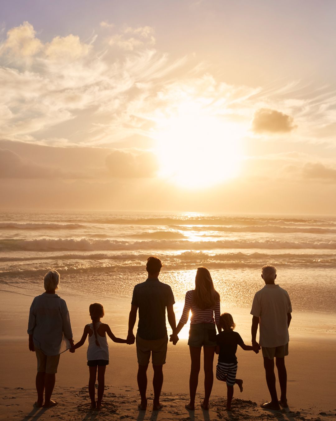 Família em oração e união